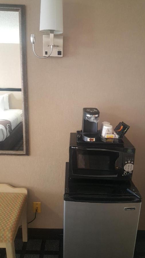 Quality Inn Near Lake Marble Falls Exterior foto
