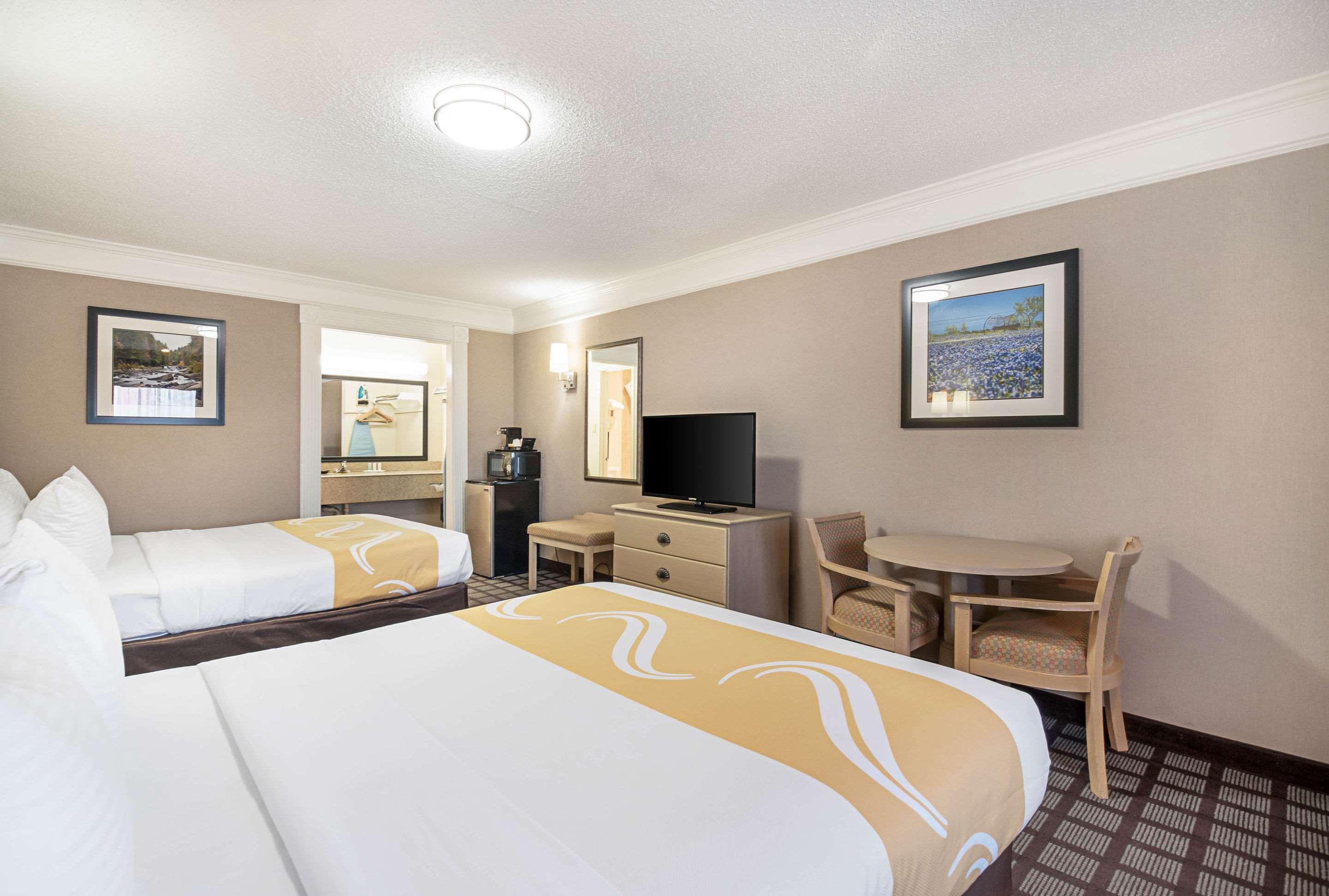 Quality Inn Near Lake Marble Falls Exterior foto