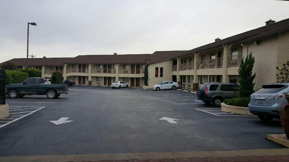 Quality Inn Near Lake Marble Falls Exterior foto