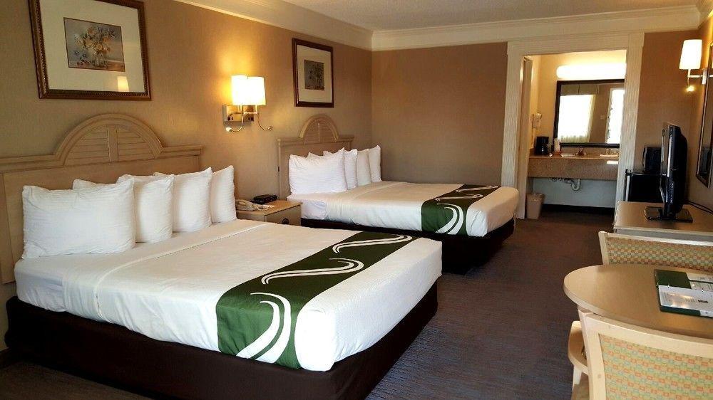 Quality Inn Near Lake Marble Falls Exterior foto